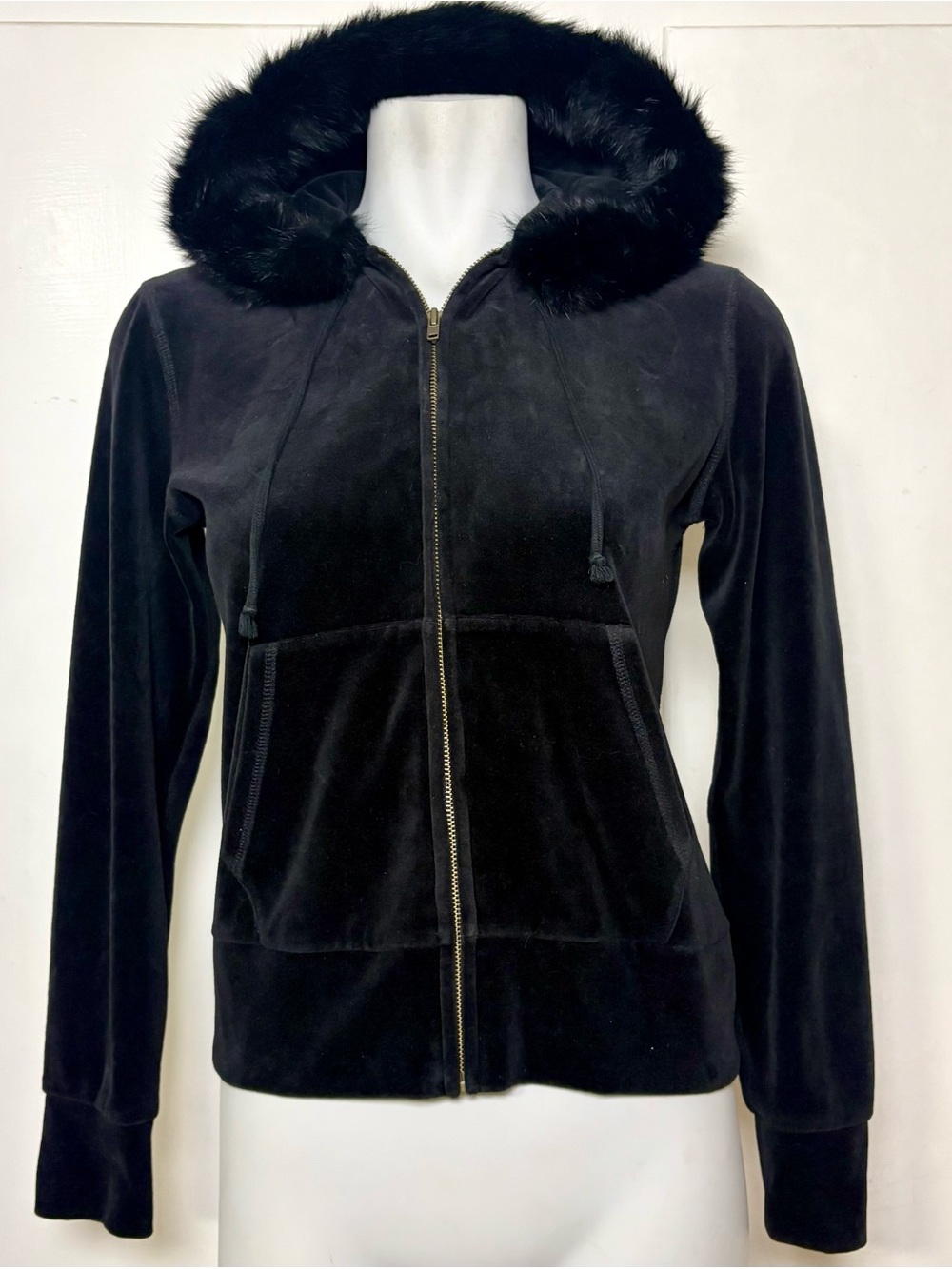 Vintage Y2K Black Velour Zip Up Hoodie Jacket Faux Fur Trim Hood